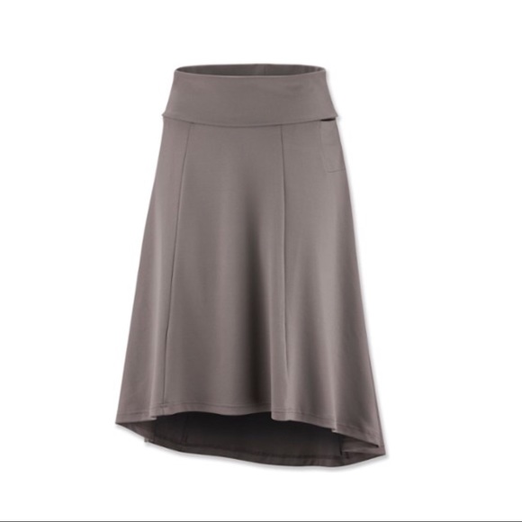 Columbia travel skirts Clearance